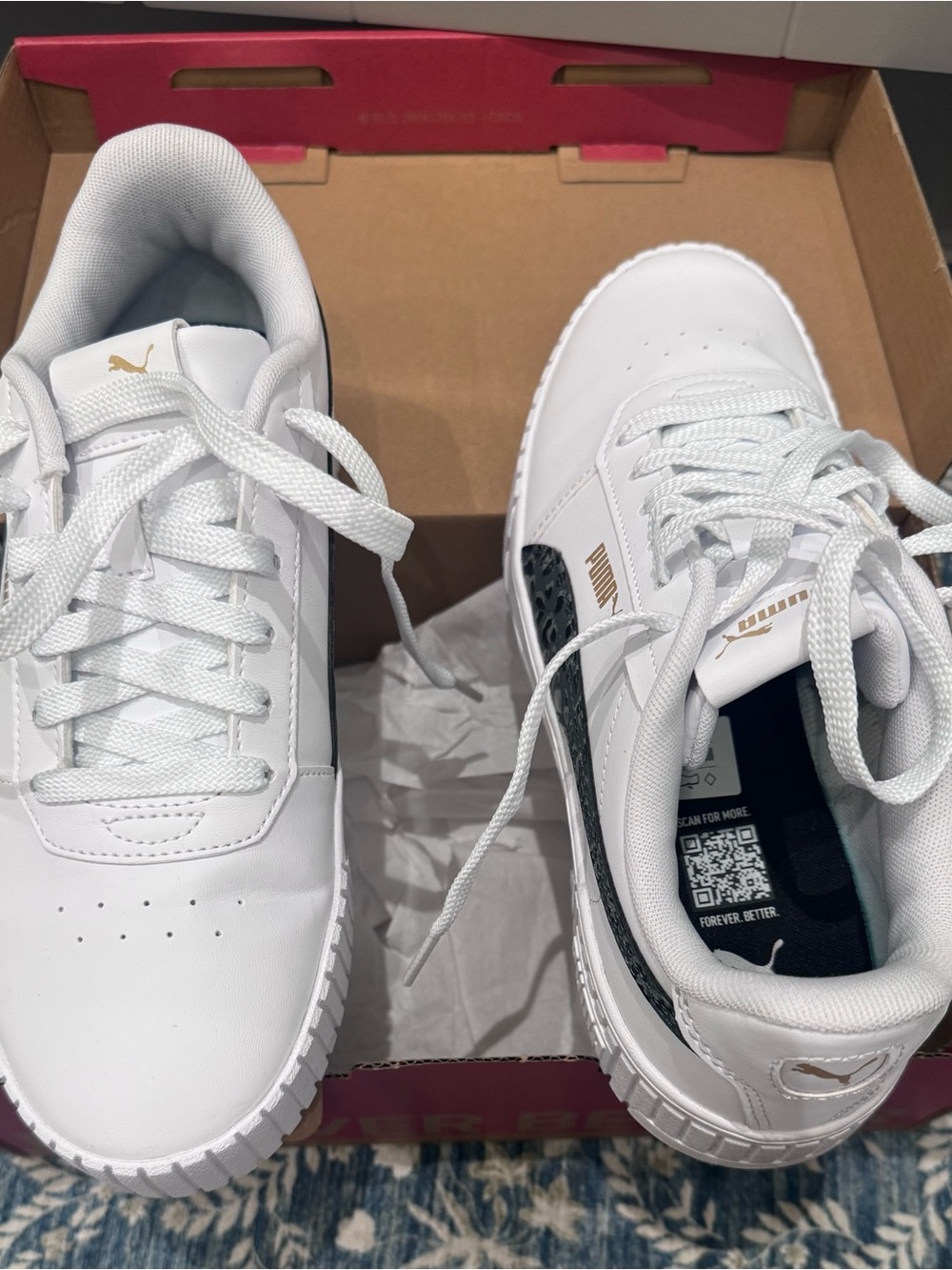Puma White Sneakers with Black/Green Side Accent and Gold Logo